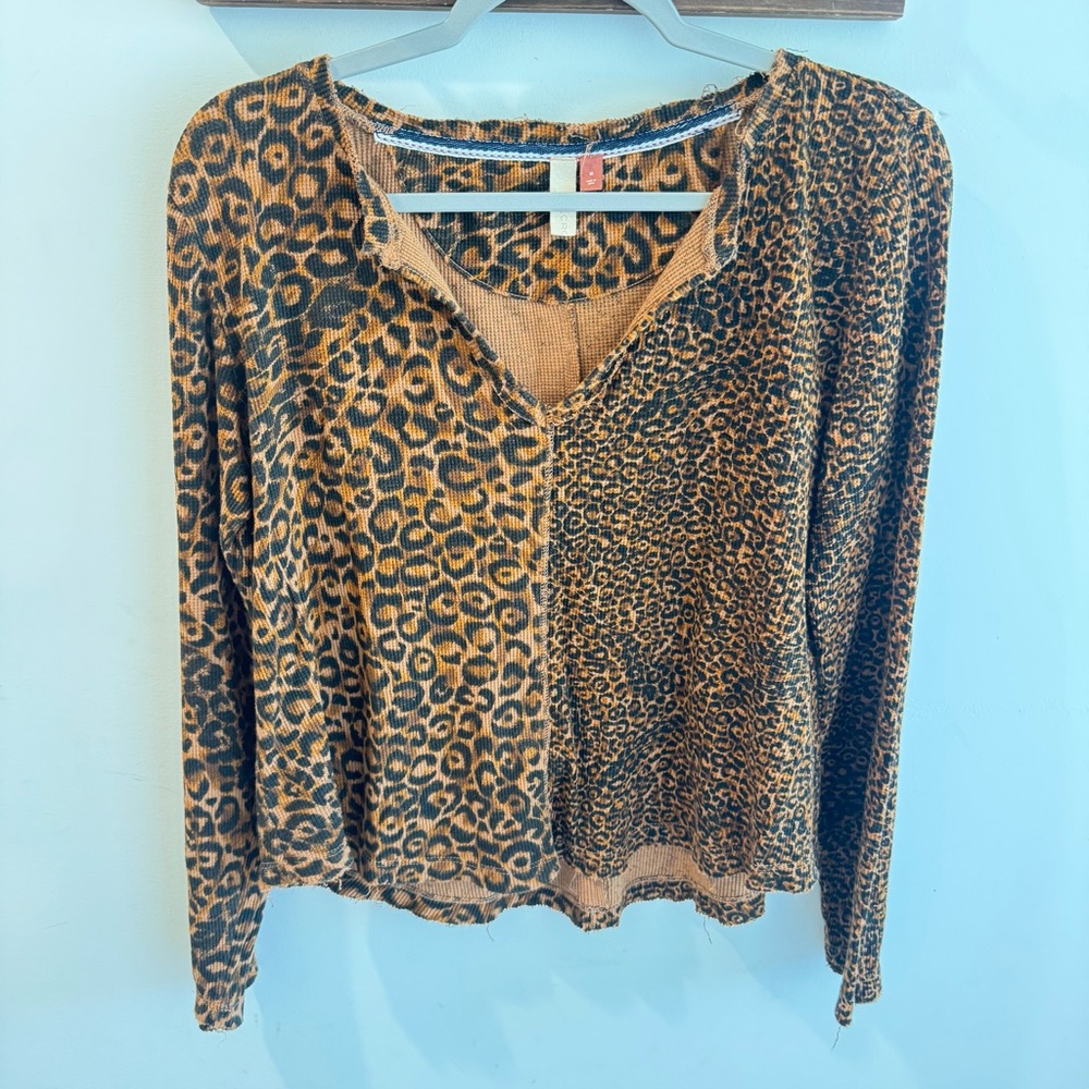 Anthropologie‎ Pilcro Mixed Leopard Print Waffle Thermal Top Medium